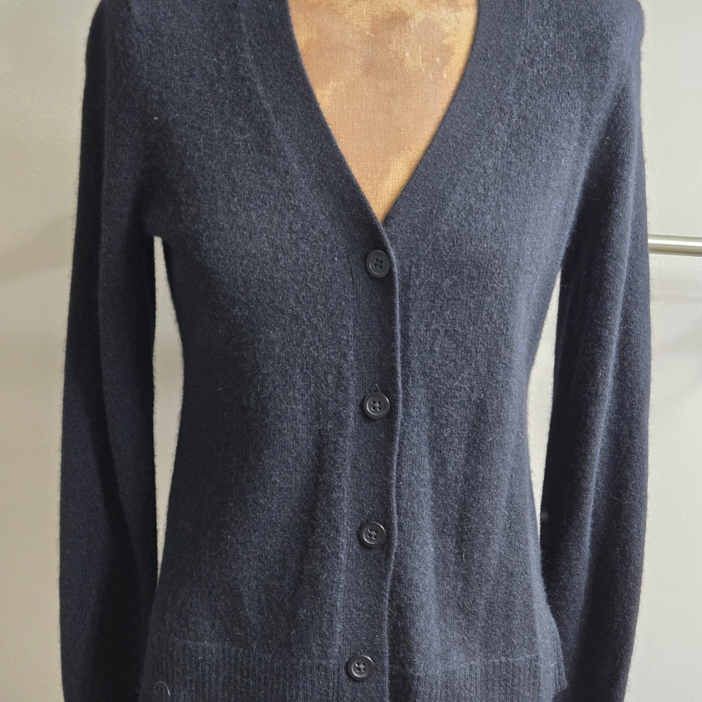 NWT Aqua Deep Blue Women's XS 100% Cashmere Cardigan